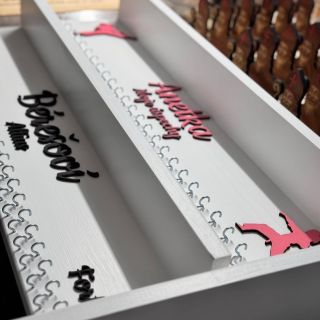 Vianočné darčeky sa vyrábajú v plnom prúde. Ešte stíhaš aj ty 🤩🎄🎅🏻